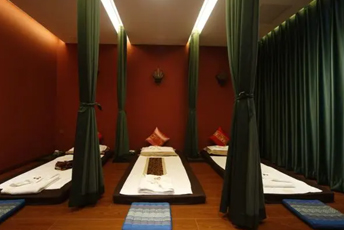 青岛市北泰式按摩的被动瑜伽：当身体被折叠成诗